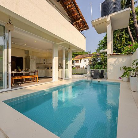 Elivaas 4 Bhk Villa Near Beach With Private Pool & Bar - Casa Boa Vida Candolim Extérieur photo