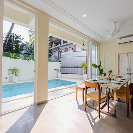 Elivaas 4 Bhk Villa Near Beach With Private Pool & Bar - Casa Boa Vida Candolim Extérieur photo