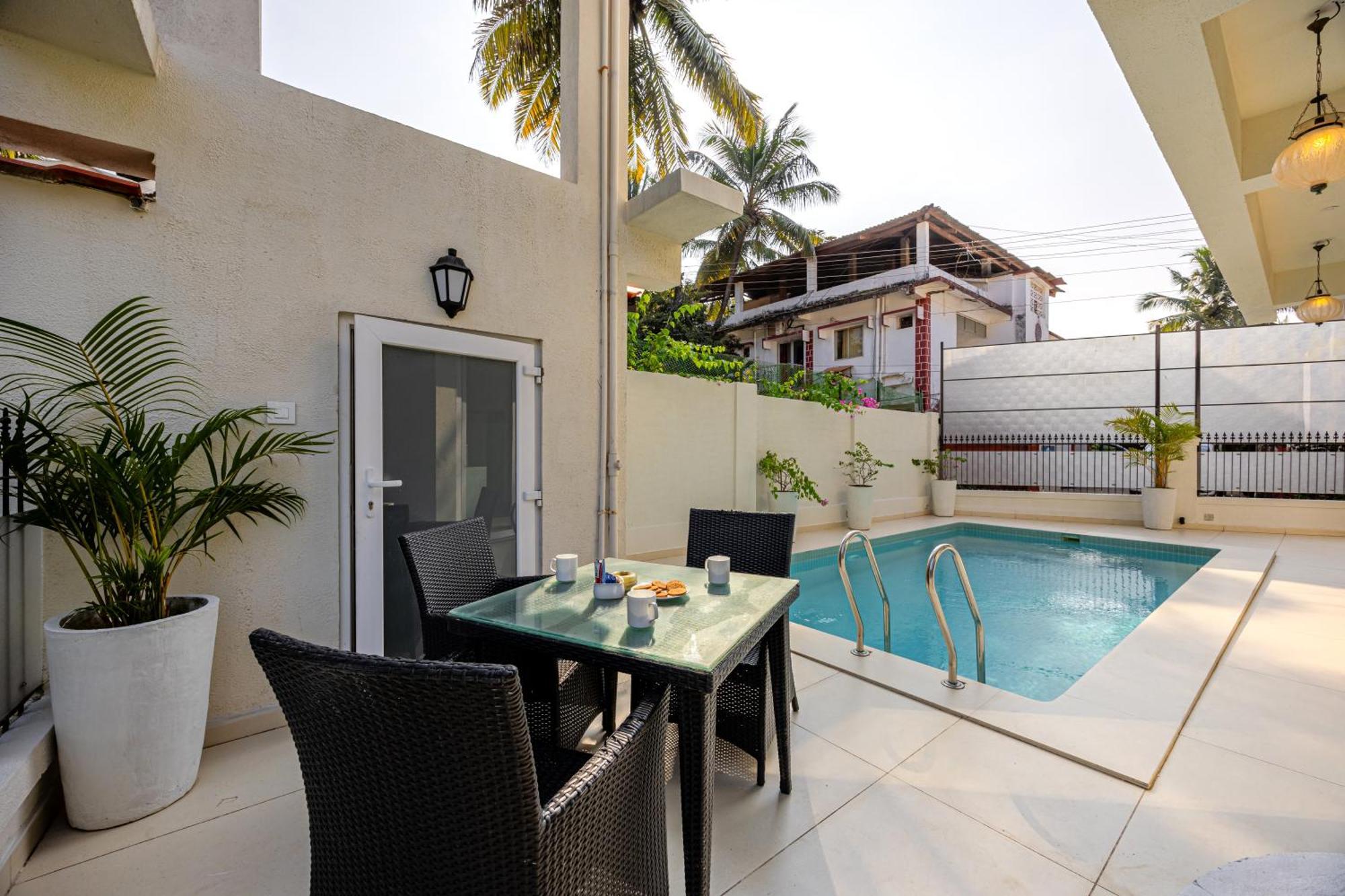 Elivaas 4 Bhk Villa Near Beach With Private Pool & Bar - Casa Boa Vida Candolim Extérieur photo