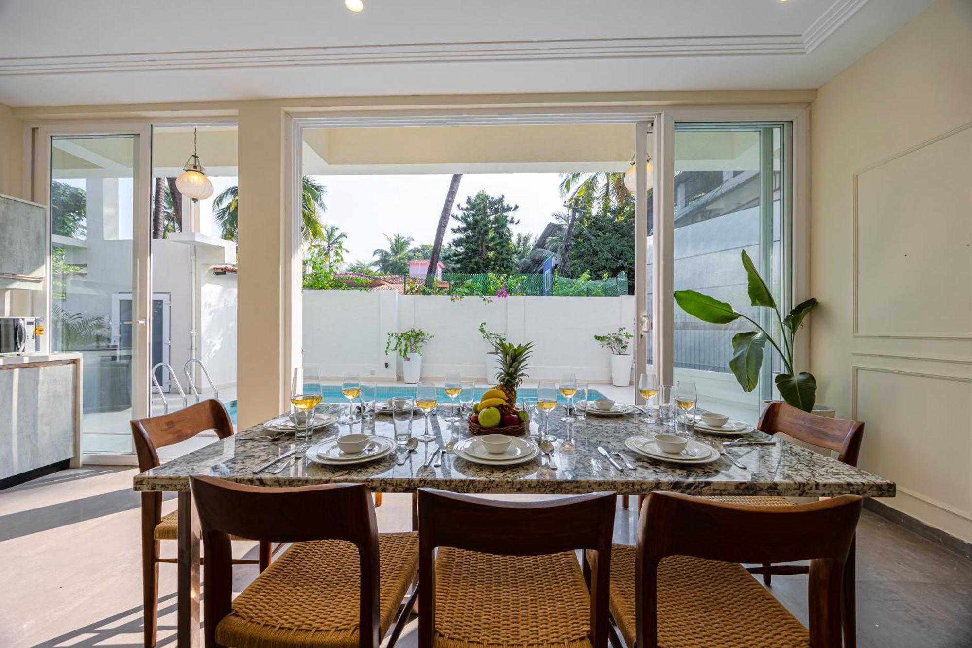 Elivaas 4 Bhk Villa Near Beach With Private Pool & Bar - Casa Boa Vida Candolim Extérieur photo