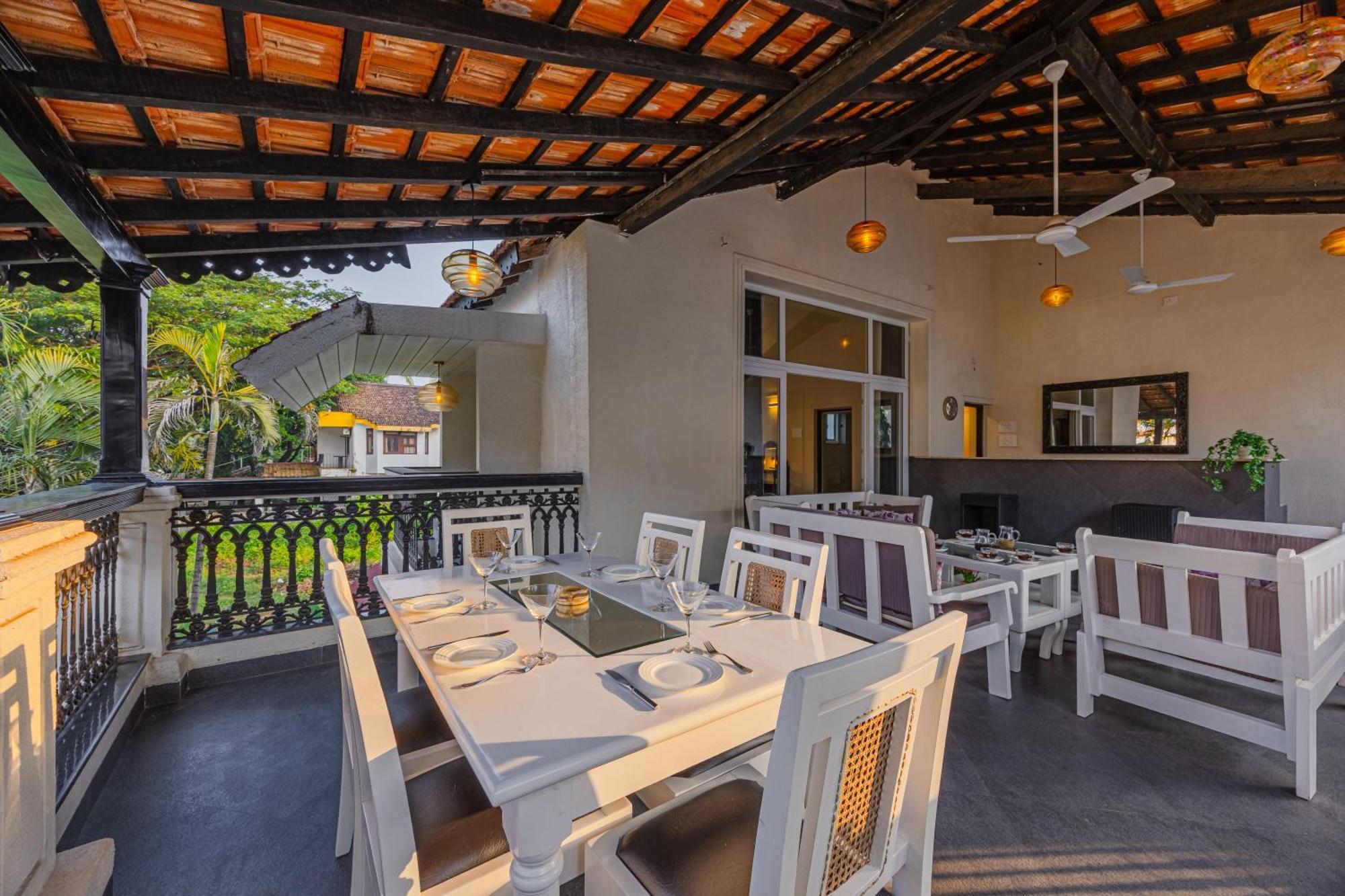 Elivaas 4 Bhk Villa Near Beach With Private Pool & Bar - Casa Boa Vida Candolim Extérieur photo