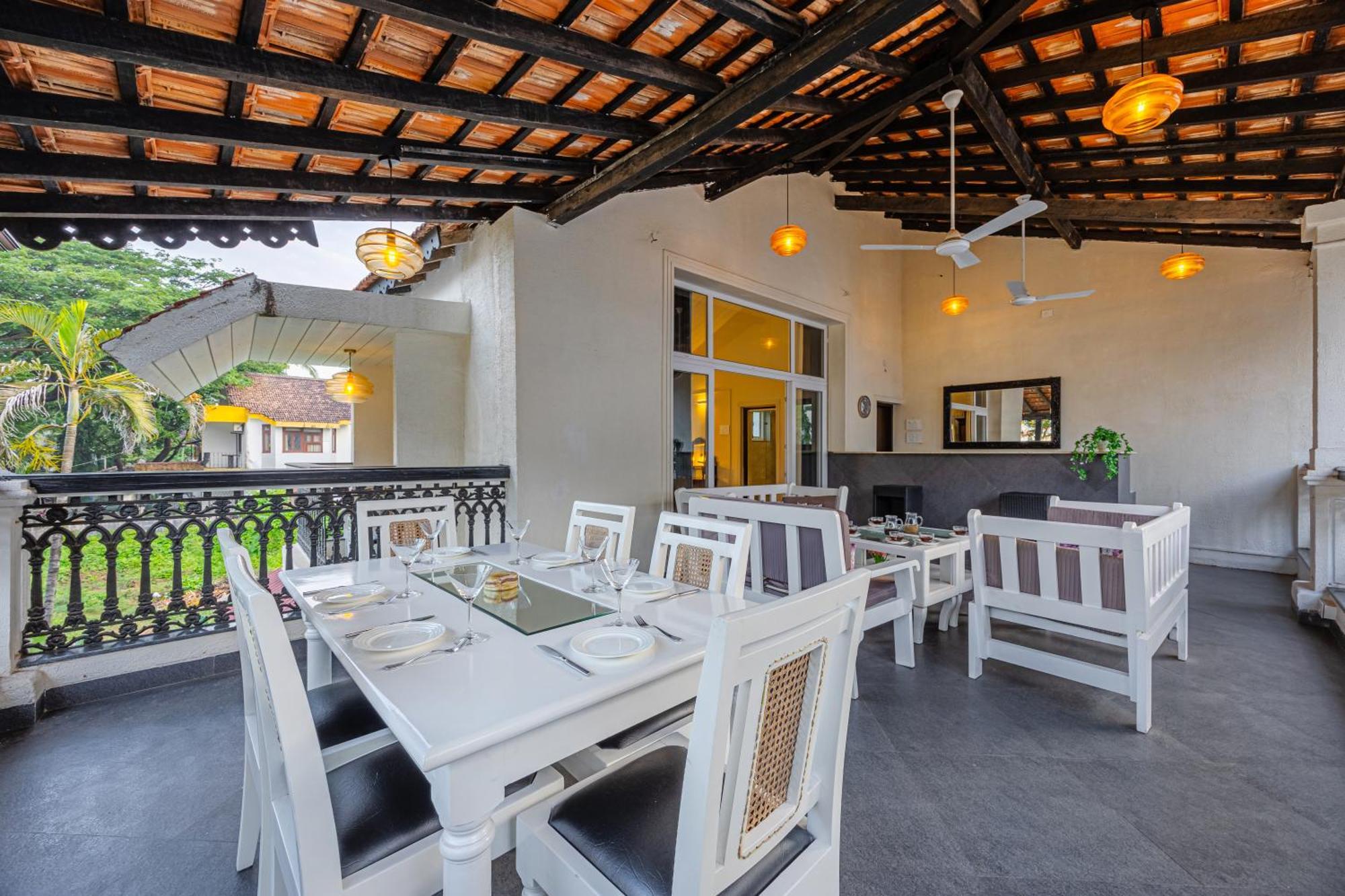 Elivaas 4 Bhk Villa Near Beach With Private Pool & Bar - Casa Boa Vida Candolim Extérieur photo
