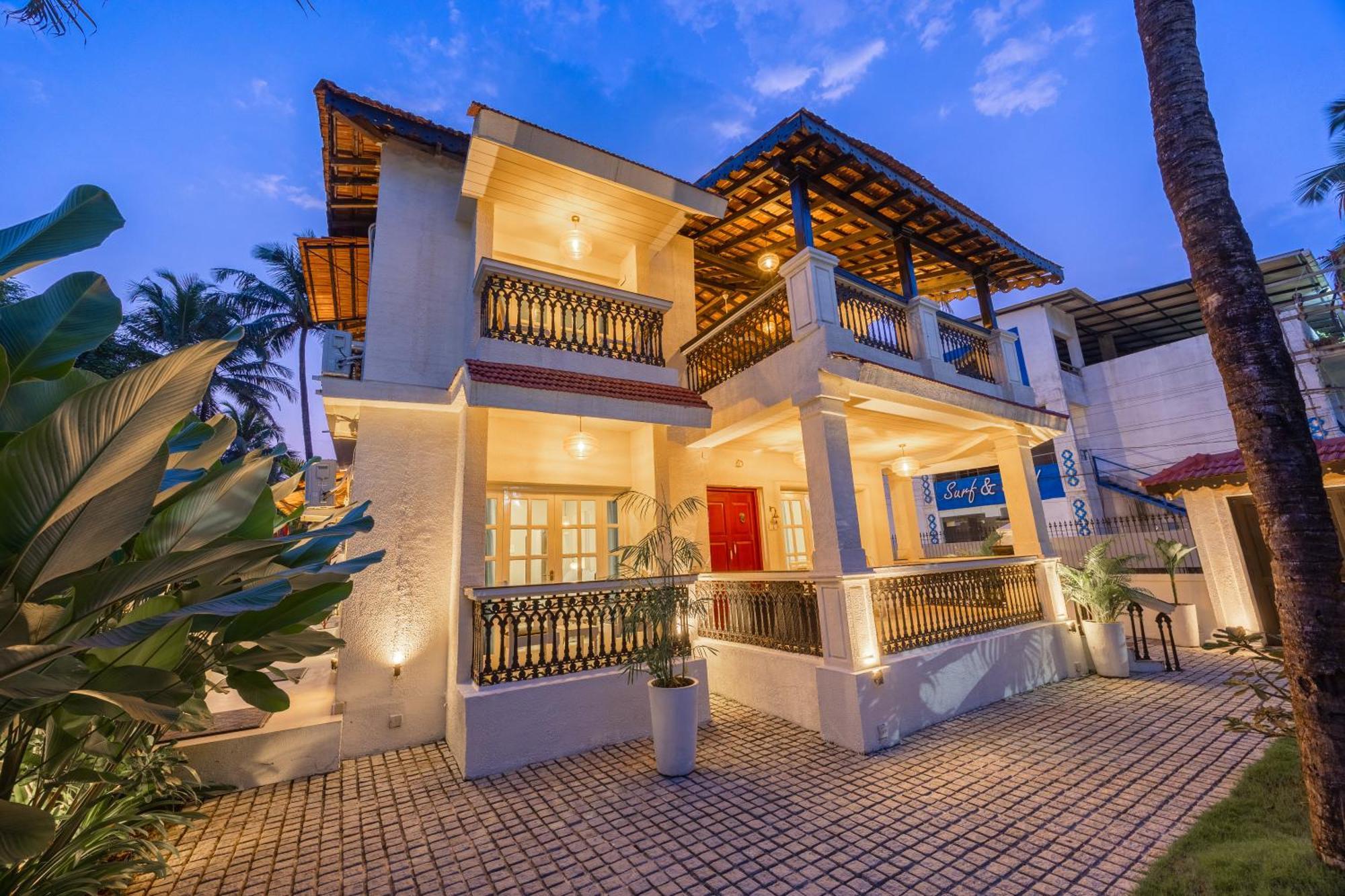 Elivaas 4 Bhk Villa Near Beach With Private Pool & Bar - Casa Boa Vida Candolim Extérieur photo